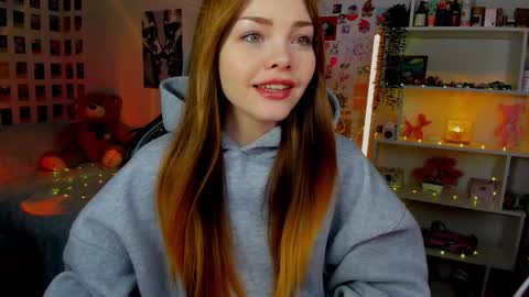 Snapshot of akirakatsu chatting on 11-21-25, 06:06 Akira online show from 11-21-25, 06:06