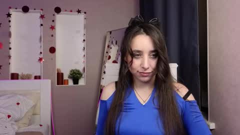help me reach 25 thumbs up online show from 10-16-25, 04:30