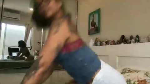 Akira Zay online show from 01-13-26, 10:48