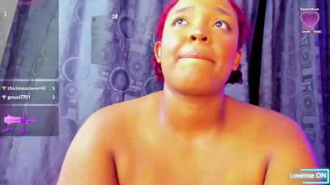 Snapshot of alahia_rivera chatting on 11-05-25, 11:05 alahia rivera online show from 11-05-25, 11:05