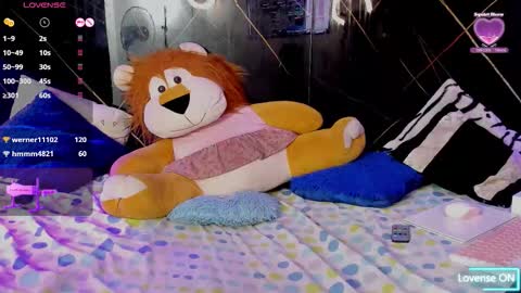 Snapshot of alahia_rivera chatting on 11-14-25, 11:46 alahia rivera online show from 11-14-25, 11:46