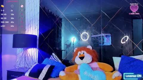 Snapshot of alahia_rivera chatting on 11-17-25, 10:37 alahia rivera online show from 11-17-25, 10:37