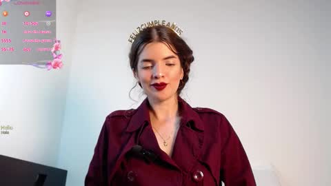 Snapshot of alahia_sky chatting on 11-06-25, 10:05 online show from 11-06-25, 10:05