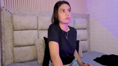 alahiasweet1 online show from 04-11-26, 12:09