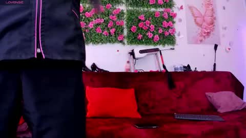 Alaia online show from 10-13-25, 10:10