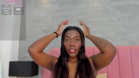 alaia_colins online show from 12-17-25, 03:01