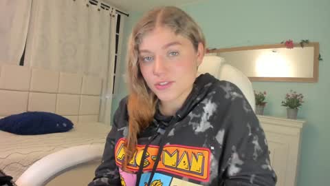 Alaia online show from 01-06-25, 12:35