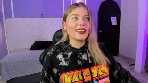 Alaia online show from 12-22-25, 12:35