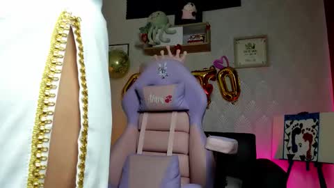 Alaia online show from 02-24-26, 10:08