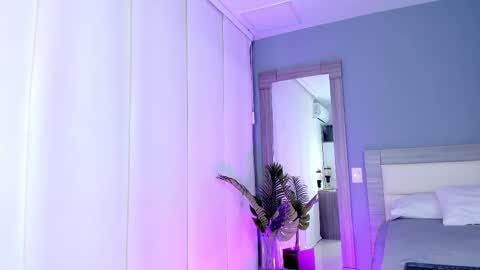 alaiaguerra online show from 10-06-25, 07:33