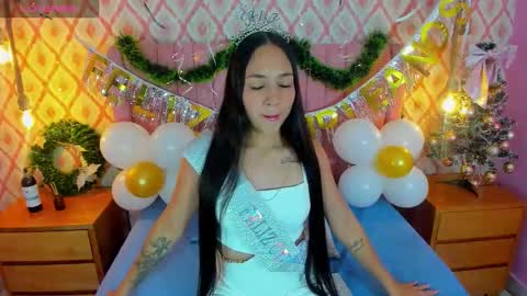 Snapshot of alaialester chatting on 11-22-25, 08:19 A L A I A online show from 11-22-25, 08:19