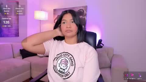 Alaia online show from 10-10-25, 07:46