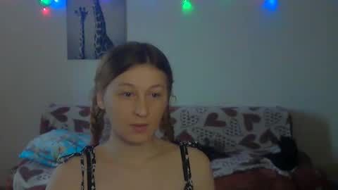 Snapshot of alalaska_ana chatting on 12-20-25, 05:36 Anna online show from 12-20-25, 05:36