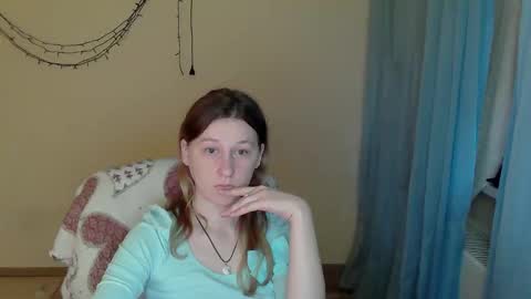 Anna online show from 04-25-26, 01:41