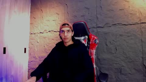 Snapshot of alan_boy01 chatting on 09-14-25, 11:31 Alan Boy online show from 09-14-25, 11:31