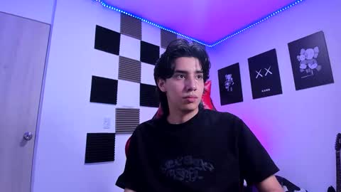 Alan Boy online show from 02-15-26, 01:13