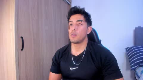 Snapshot of alan_greek_1 chatting on 05-05-26, 12:18 Alan greek online show from 05-05-26, 12:18