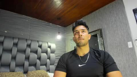 Snapshot of alan_greek_1 chatting on 05-11-26, 11:16 Alan greek online show from 05-11-26, 11:16