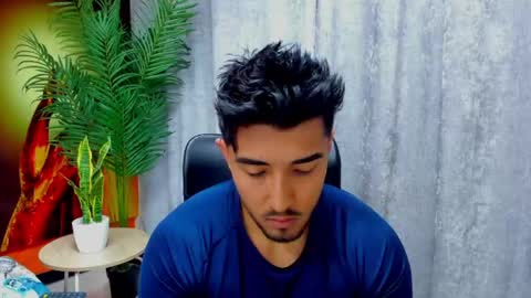 Snapshot of alan_greek_1 chatting on 05-20-26, 01:50 Alan greek online show from 05-20-26, 01:50