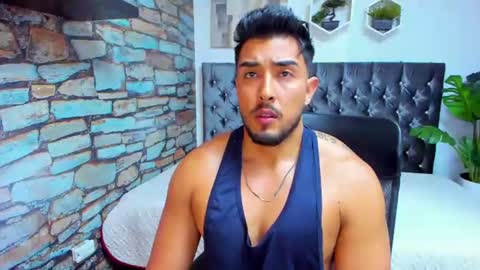 Snapshot of alan_greek_1 chatting on 06-11-26, 02:53 Alan greek online show from 06-11-26, 02:53