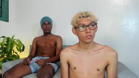 Snapshot of alan_scot chatting on 12-10-24, 11:08 Alan and Criss - WE JUST FRIENDS WITH BENEFITS BOTH VERS online show from 12-10-24, 11:08