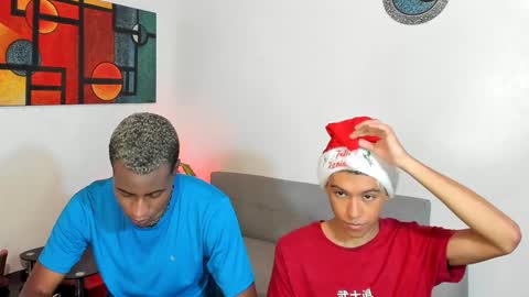 Snapshot of alan_scot chatting on 12-24-24, 07:00 Alan and Criss - WE JUST FRIENDS WITH BENEFITS BOTH VERS online show from 12-24-24, 07:00