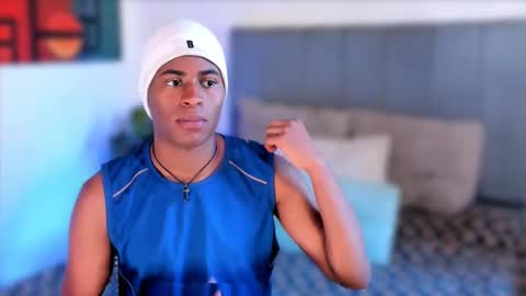 Snapshot of alan_scot chatting on 10-07-25, 08:39 Alan and Criss - WE JUST FRIENDS WITH BENEFITS BOTH VERS online show from 10-07-25, 08:39