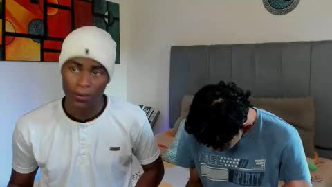 Snapshot of alan_scot chatting on 11-17-25, 06:24 Alan and Criss - WE JUST FRIENDS WITH BENEFITS BOTH VERS online show from 11-17-25, 06:24