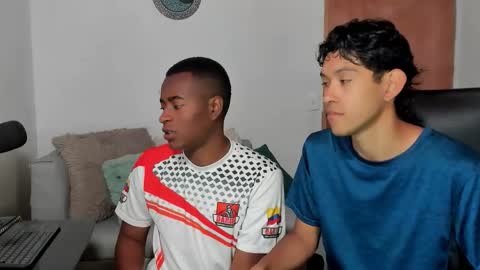 Alan and Criss - WE JUST FRIENDS WITH BENEFITS BOTH VERS online show from 02-06-26, 09:07