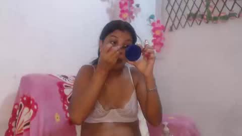 Snapshot of alana_2024 chatting on 01-08-25, 01:42 Working hours pm to am every day online show from 01-08-25, 01:42