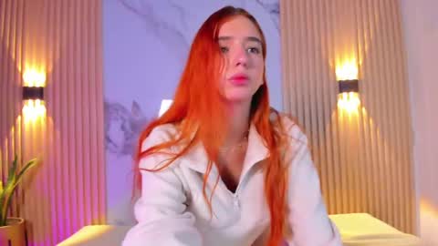 A L A N A  online show from 10-28-25, 11:25