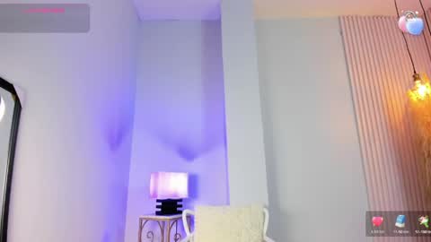 Snapshot of alana__rossetti chatting on 05-12-26, 03:14 Alana online show from 05-12-26, 03:14