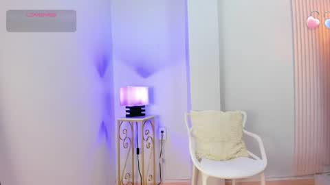 Snapshot of alana__rossetti chatting on 06-26-26, 11:58 Alana online show from 06-26-26, 11:58