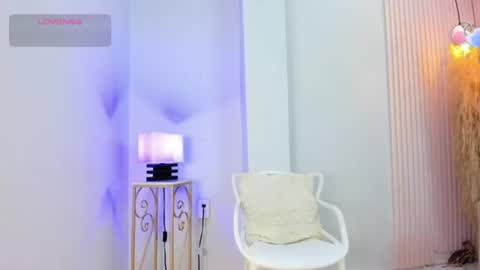 Snapshot of alana__rossetti chatting on 06-27-26, 12:10 Alana online show from 06-27-26, 12:10