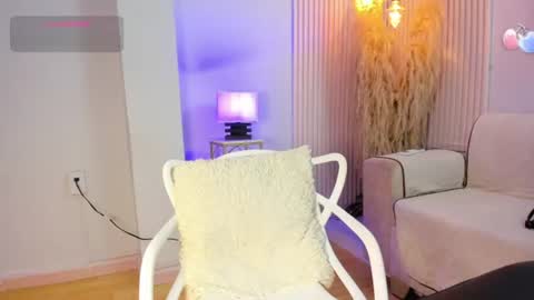 Snapshot of alana__rossetti chatting on 07-07-26, 12:09 Alana online show from 07-07-26, 12:09