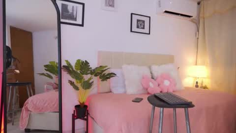 alana_ada online show from 12-22-25, 02:41