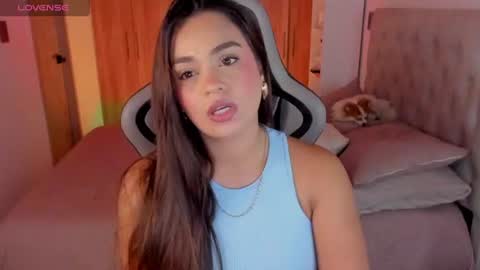 Snapshot of alana_dantes chatting on 07-28-26, 08:12 M E L I online show from 07-28-26, 08:12