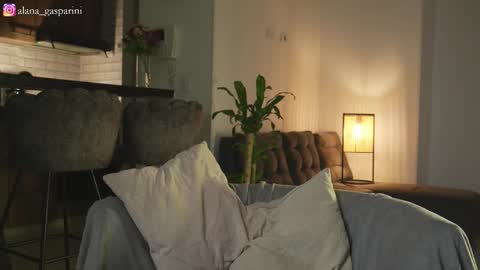 Alana Gasparini online show from 01-09-26, 01:41