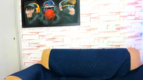 alana_gray3 online show from 02-24-25, 08:17