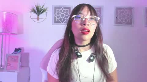 Alana  online show from 01-15-25, 04:25