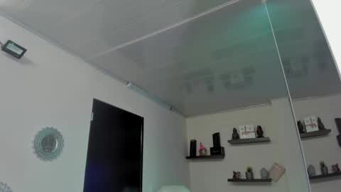 Maeve  online show from 01-13-25, 05:12