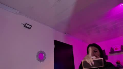 Maeve  online show from 01-18-25, 11:32