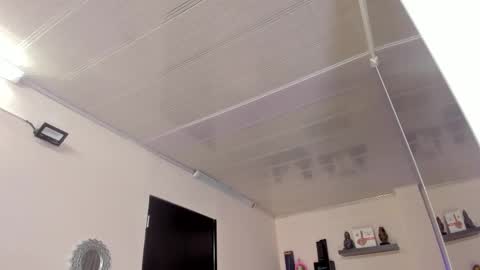 Maeve  online show from 02-20-25, 10:27