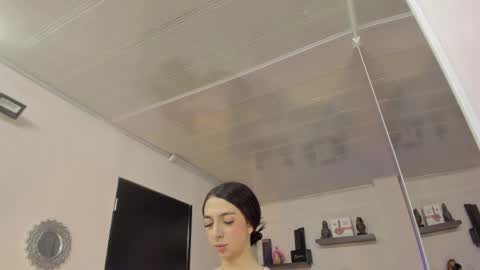 Maeve  online show from 03-05-25, 11:06