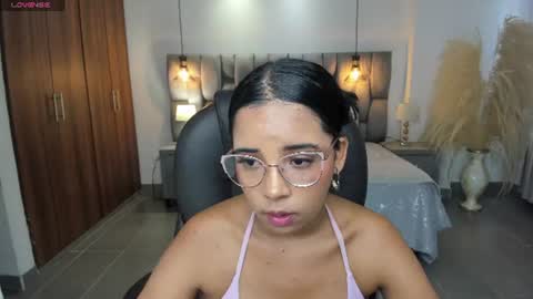 Snapshot of alana_martiins chatting on 07-21-26, 08:00 alana online show from 07-21-26, 08:00