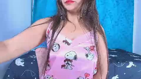 Snapshot of alana_pink95 chatting on 06-19-26, 10:19 alana_pink95 online show from 06-19-26, 10:19