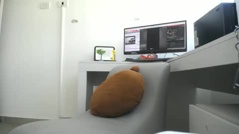 A l a n a online show from 01-12-25, 08:14