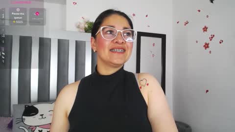 Snapshot of alana_steel_1 chatting on 10-21-25, 12:06 Alana online show from 10-21-25, 12:06