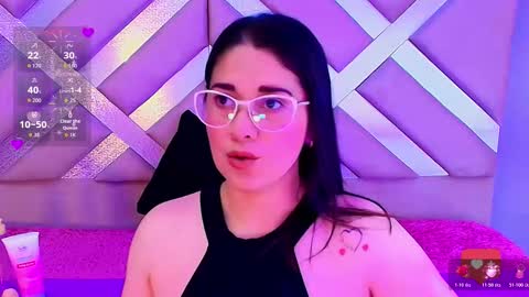 Snapshot of alana_steel_1 chatting on 11-18-25, 12:09 Alana online show from 11-18-25, 12:09