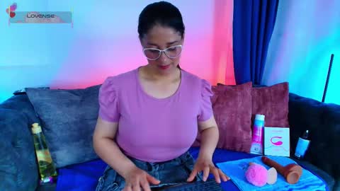 Snapshot of alana_steel_1 chatting on 12-16-25, 07:41 Alana online show from 12-16-25, 07:41